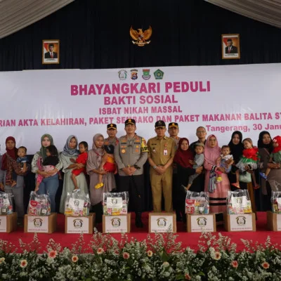 Polda Banten, Bhayangkari, dan Kementerian Agama Kabupaten Tangerang Gelar Bakti Sosial di Gunung Kaler: Meningkatkan Kepedulian dan Meringankan Beban Masyarakat