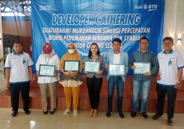 PT Arfana Land Group: Membangun Generasi Muda Melalui Lapangan Futsal Gratis dan Meraih Prestasi di Industri Properti