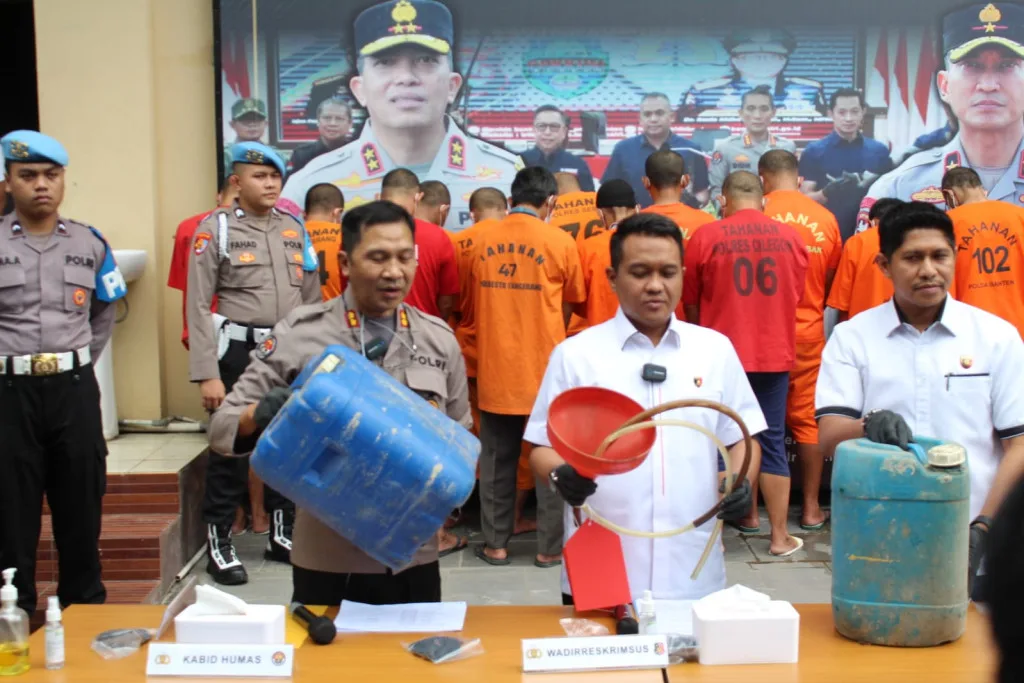 Operasi Penindakan Penyalahgunaan BBM Subsidi oleh Polda Banten: 11 Kasus Terungkap, 15 Tersangka Ditahan