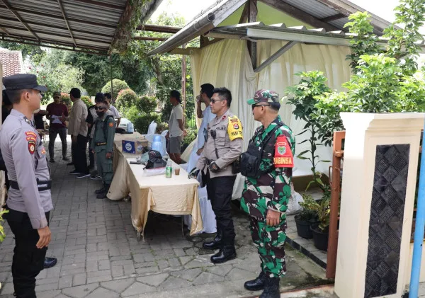 Sinergi Masyarakat dan Kepolisian dalam Pengamanan Pemilu 2024: Upaya Polda Banten Mewujudkan Demokrasi yang Aman dan Lancar