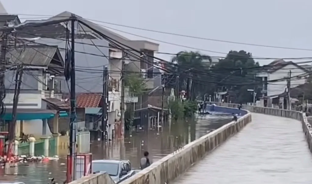 Banjir di Tangerang: 22 Warga Diungsikan, 5.413 Jiwa Terdampak