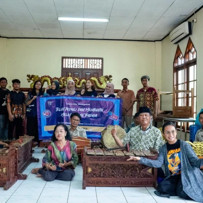 Melestarikan Kesenian Tradisional, LAZ Al Azhar dan Kitabisa Gelar Voluntrip