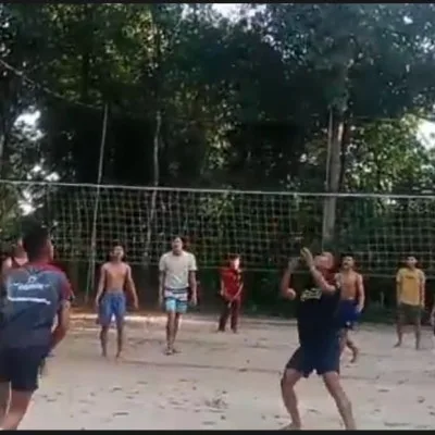 Satgas TMMD Ke-119 Kodim 0602/Serang Jalin Kebersamaan dengan Warga Melalui Olahraga Bola Voli