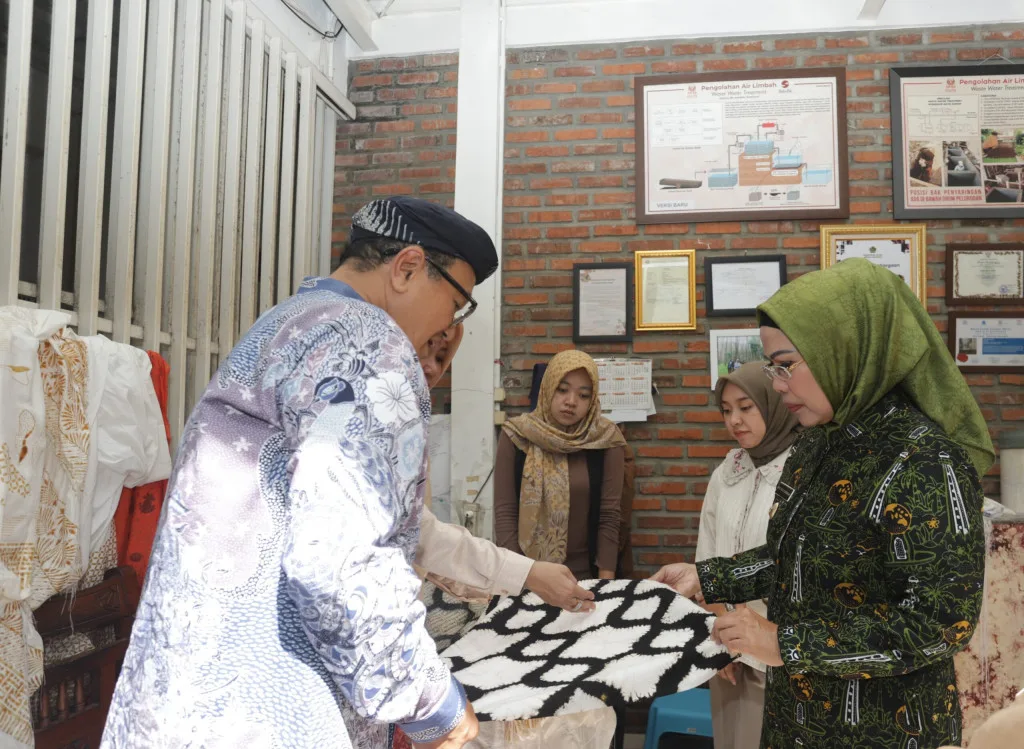 Pemerintah Kabupaten Serang Meningkatkan Keahlian Masyarakat dalam Membatik