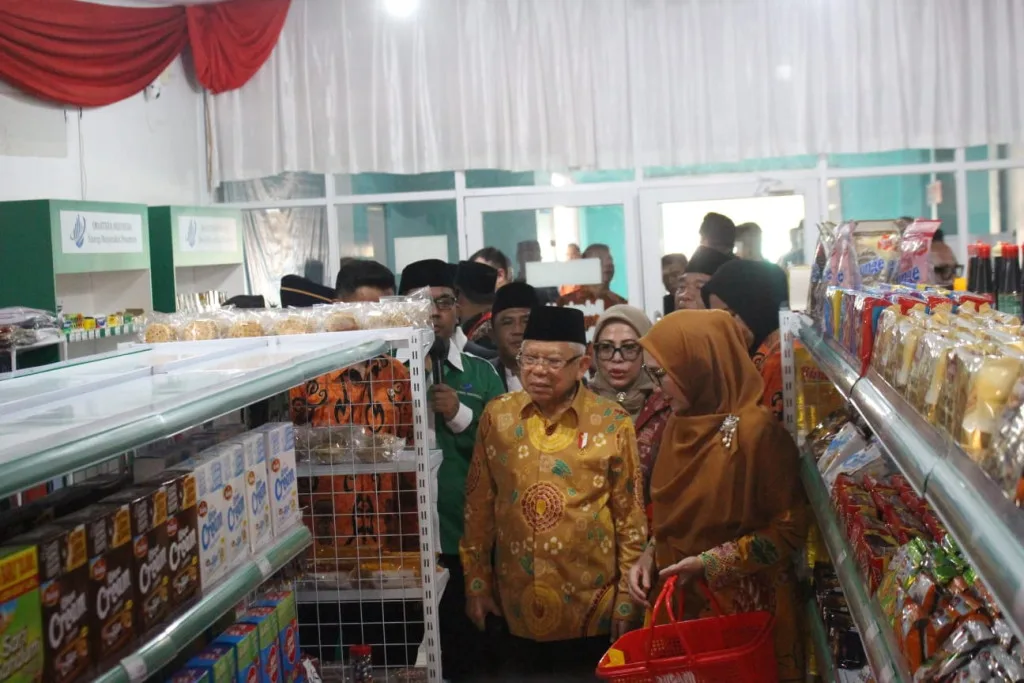 SMARTREN Indonesia: Membangun Ekonomi Syariah Melalui Program Martren, Ekspansi Nasional dan Kolaborasi dengan BSI untuk Pembiayaan UMKM