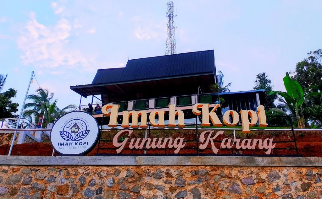 Revitalisasi Pertanian Kopi di Gunung Karang: Bangun Ekosistem Pertanian dan Bisnis Berkelanjutan