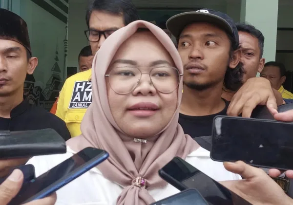 Ratu Ria Maryana Berjanji Permudah Investasi Jika Terpilih Sebagai Walikota Serang