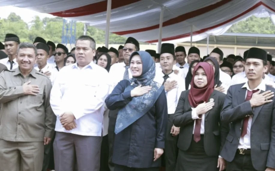 1.017 Anggota Panitia Pemungutan Suara Resmi Dilantik oleh KPU Kabupaten Pandeglang untuk Pilkada Serentak 2024