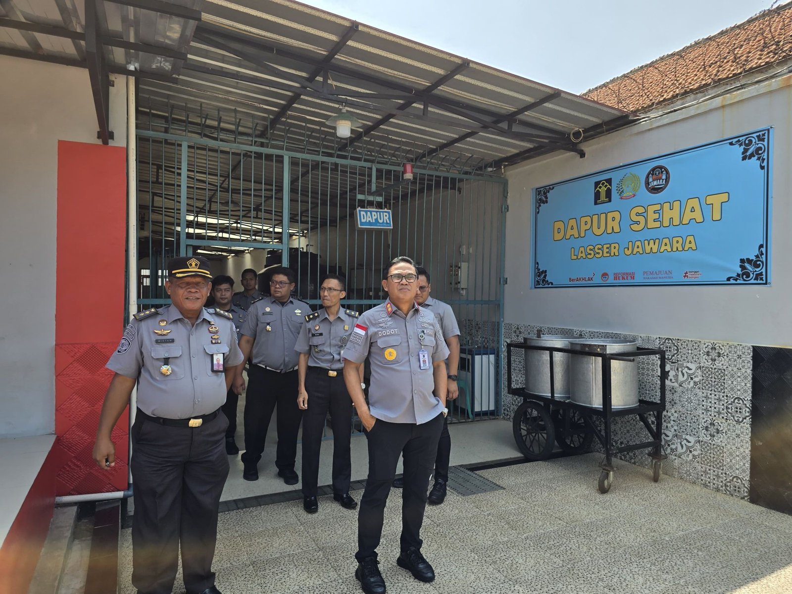 Kepala Kantor Wilayah Kemenkumham Banten, Dodot Adikoeswanto, Lakukan Kunjungan Kerja dan Pembinaan di Lapas Kelas IIA S...
