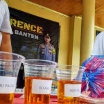 Kejahatan Industri: Pabrik Oli Palsu di Tangerang Terbongkar, Omzet Mencapai Rp 5,2 Miliar dalam Waktu Tiga Bulan