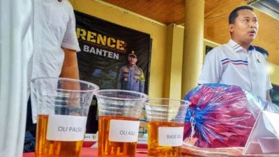 Kejahatan Industri: Pabrik Oli Palsu di Tangerang Terbongkar, Omzet Mencapai Rp 5,2 Miliar dalam Waktu Tiga Bulan