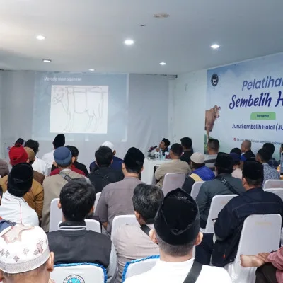 LAZ Al Azhar Gelar Pelatihan Sembelih Halal Menyambut Hari Raya Iduladha 1445 Hijriyah