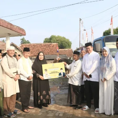 Bupati Serang Ratu Tatu Chasanah Salurkan Hewan Qurban pada Perayaan Idul Adha 1445 H di Masjid Besar Baitussalam