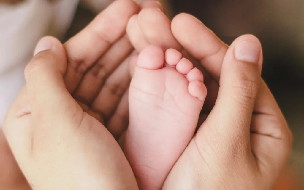 Perawatan Bayi yang Optimal: Langkah Penting untuk Kesehatan dan Kesejahteraan Masa Depan