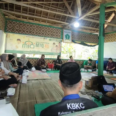 TBM TABAKAMCIL dan Perpusda Provinsi Banten Kolaborasi Sosialisasi Literasi di Cikulur