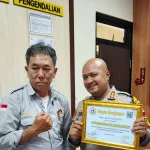 Forum Wartawan KP3B Berikan Penghargaan Kepada Kapolres Kabupaten Serang
