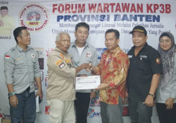 Forum Wartawan KP3B Menggelar Acara Penyerahan Sertifikat Keanggotaan