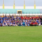 Pertandingan Persahabatan Sepak Bola Antara Pemprov FC dan Setkab FC Pererat Silaturahmi