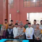 Kapolres Serang Tanda Tangani Prasasti Masjid Jami Al Huda di Ponpes Sohibul Muslimin