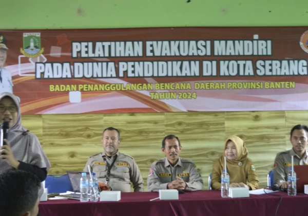 BPBD Banten Gelar Pelatihan Evakuasi Mandiri untuk Siswa dan Guru di SKh Negeri 2 Kota Serang