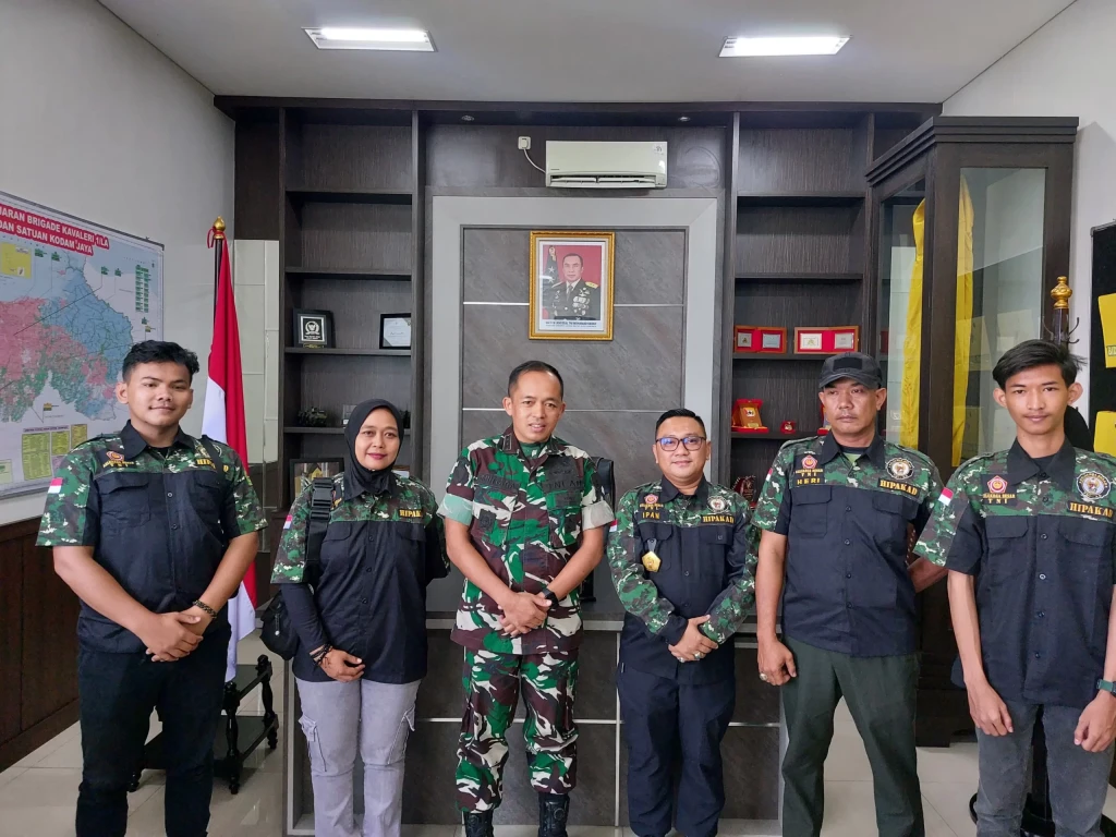 Ketua Hipakad Tangsel Ipan Supanda Gelar Silaturahmi ke Batalyon Arhanud 1 Kostrad untuk Diskusi Rencana Kegiatan