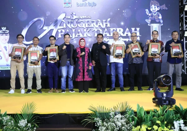 Penghargaan Wajib Pajak: Bupati Serang Dorong Peningkatan PAD dan Motivasi Pembayaran Pajak