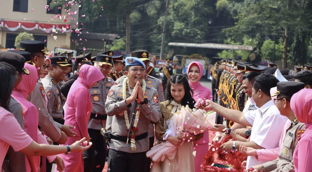 Serah Terima Jabatan Kapolda Banten: Irjen Pol Abdul Karim Berpamitan, Irjen Pol Suyudi Ario Seto Resmi Dilantik