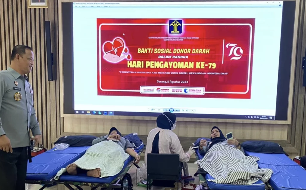 Kepedulian Kemenkumham Banten Tercermin dalam Donor Darah untuk Rayakan Hari Pengayoman ke-79