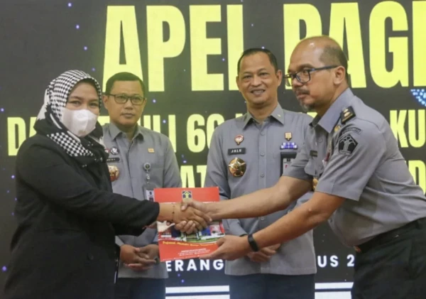 Kemenkumham Banten Serahkan Santunan Kepada Keluarga Pegawai Korban Covid-19 dalam Peringatan Hari Pengayoman ke-79