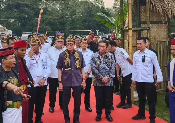 Menkumham Luncurkan 51 Desa Sadar Hukum dan Tekankan Pentingnya Hak Kekayaan Intelektual di Festival Layanan Hukum dan HAM