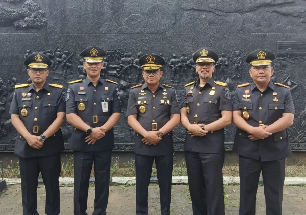 Peringatan Hari Pengayoman ke-79: Kementerian Hukum dan HAM Wilayah Banten Gelar Upacara Tabur Bunga di Taman Makam Pahlawan Taruna Tangerang