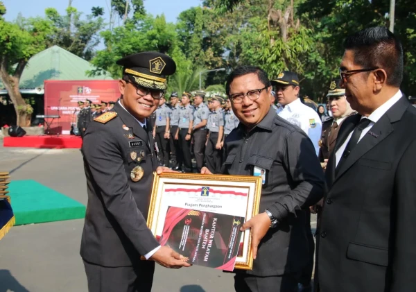 Kemenkumham Banten Berikan Penghargaan kepada Masyarakat dan Mitra Kerja pada Peringatan HUT Ke-79 Hari Pengayoman