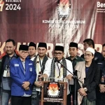Andra Soni dan Dimyati Natakusumah Resmi Daftar ke KPU Banten, Siap Tingkatkan SDM dan Kurangi Pengangguran