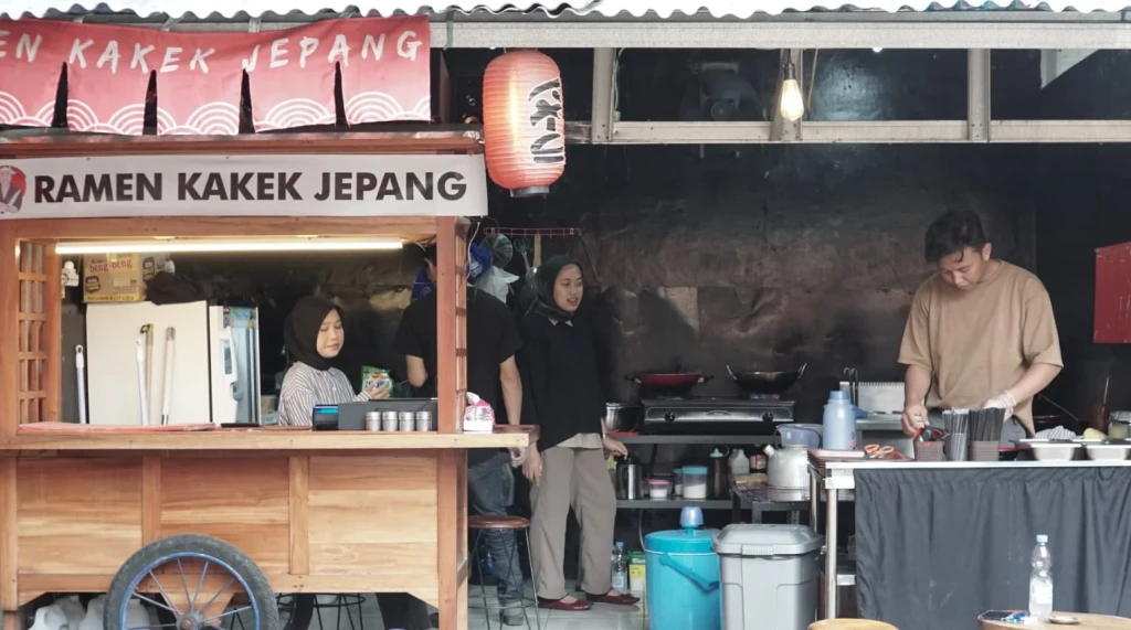Ramen Kakek Jepang, Kuliner Unik dan Terjangkau di Kota Tangerang
