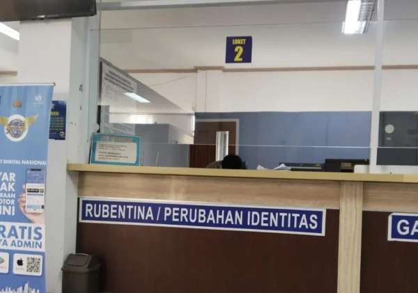 Aplikasi Samsat Error, Warga Kota Serang Kecewa Saat Bayar Pajak