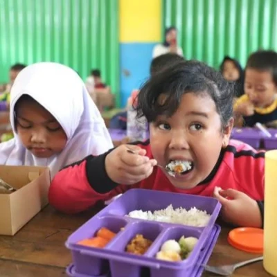 Pemkot Tangerang Lanjutkan Program Makan Bergizi Gratis di SDN Cipete 1