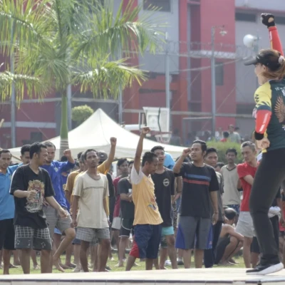 Senam Aerobik Rutin di Lapas Cilegon: Upaya Meningkatkan Kesehatan dan Kebersamaan Warga Binaan