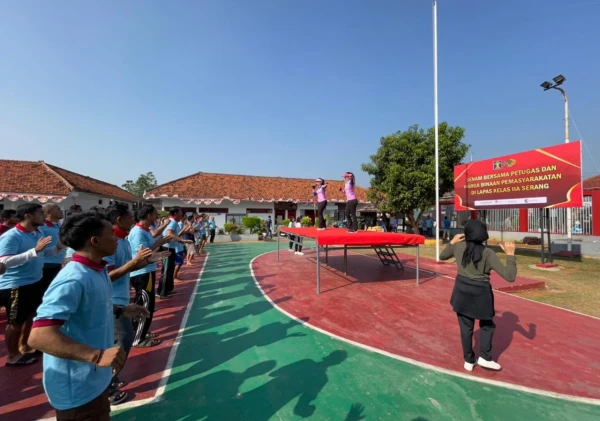 Senam Pagi di Lapas Kelas IIA Serang: Upaya Meningkatkan Kesehatan dan Kebersamaan
