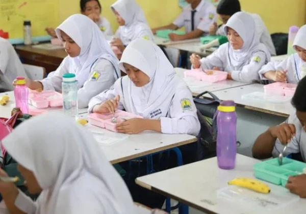 Program Makan Bergizi di SMPN 19 Kota Tangerang Berjalan Lancar dan Terstruktur