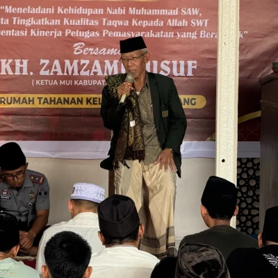 Warga Binaan Rutan Pandeglang Peringati Maulid Nabi Muhammad SAW dengan Ceramah KH. Zamzami Yusuf Al-Jawi