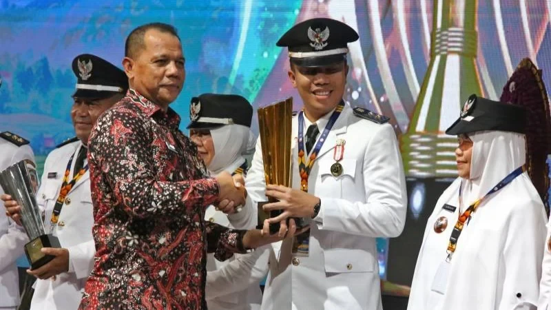 Pemerintah Kota Tangerang Raih Dua Penghargaan Prestisius dalam Lomba Desa dan Kelurahan 2024