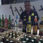 Petugas Trantibum Ciledug Gerebek Toko Plastik Mika yang Edarkan Minuman Keras Ilegal