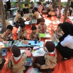 Kejar Mimpi Tangerang Gelar Edukasi Literasi Finansial dan Anti Stunting di SDN Pasar Baru 1