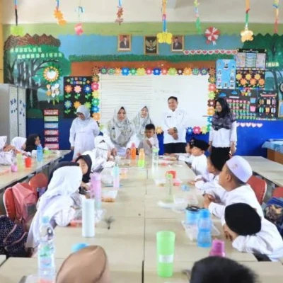 Pemkot Tangerang Targetkan 11.174 Siswa dalam Uji Coba Program Makan Bergizi Gratis