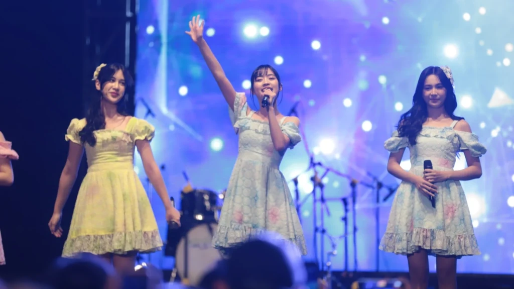 Futuristik 2024: Pensi Bergengsi SMAN 8 Kota Tangerang yang Penuh Gemerlap