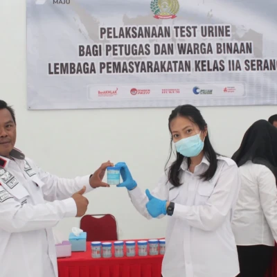 Lapas Kelas IIA Serang Gelar Tes Urine untuk Dukung Pemberantasan Narkoba