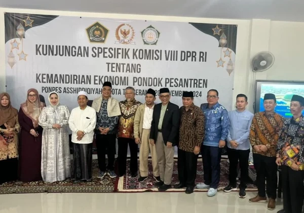 Pj Sekda Banten Sambut Kunjungan Spesifik Komisi VIII DPR RI di Pondok Pesantren Asshiddiqiyah 2