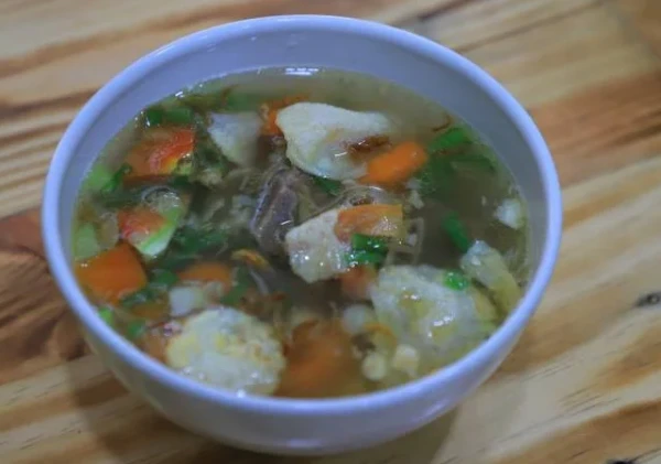 Kuliner Betawi Favorit di Kota Tangerang: Soto dan Sop Betawi Mpok Iccu