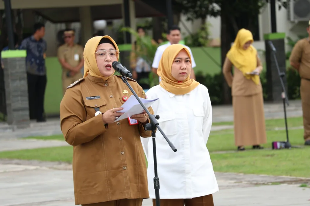 Wabup Tangerang Intan Nurul Hikmah Pimpin Apel Perdana, Ajak ASN Perkuat Komitmen dan Disiplin