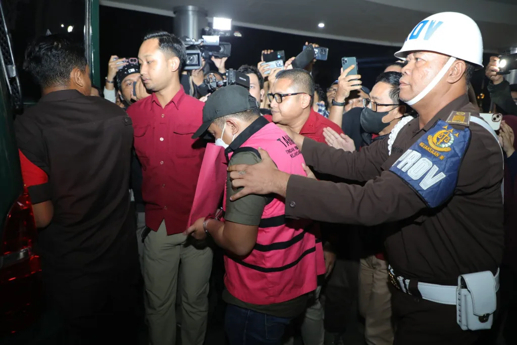 Ketua Tim Cyber Army Ditangkap, Diduga Ganggu Penanganan Tiga Perkara Besar Korupsi